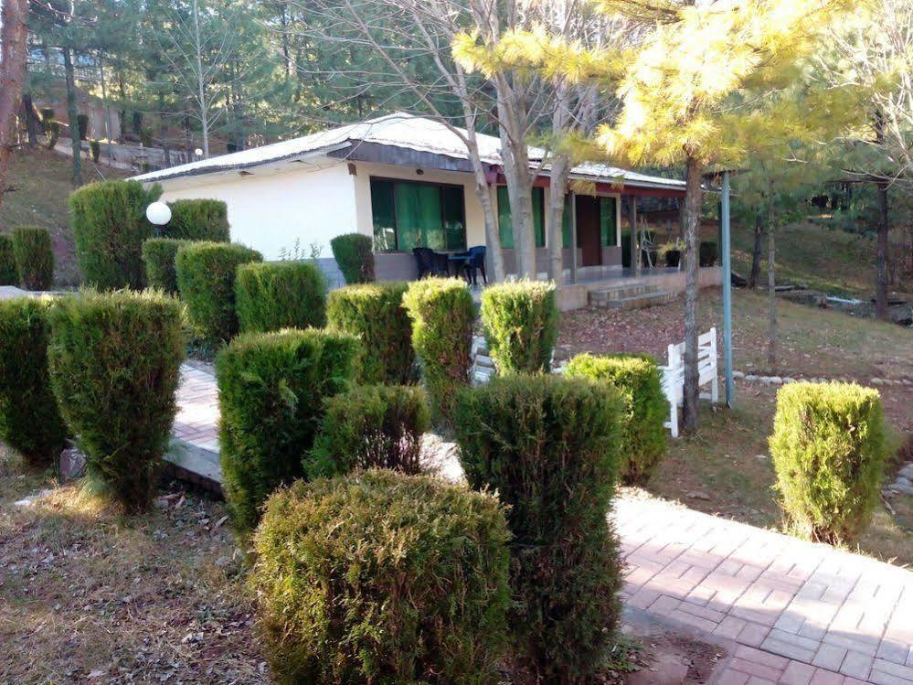Chinar Family Resort Bhurban Exterior foto